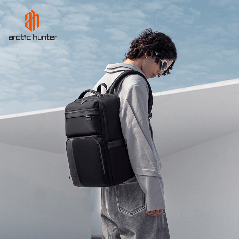 Arctic Hunter B00808
