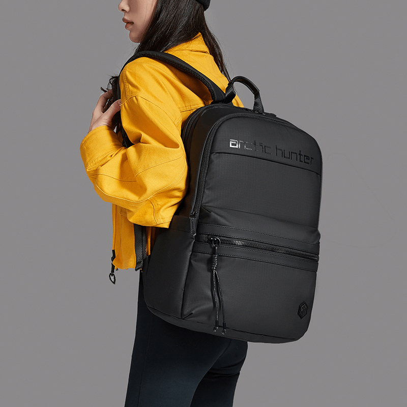 Arctic Hunter B00536
