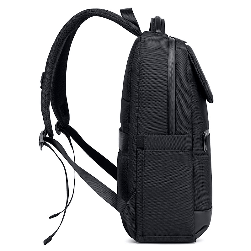 Arctic Hunter B00671
