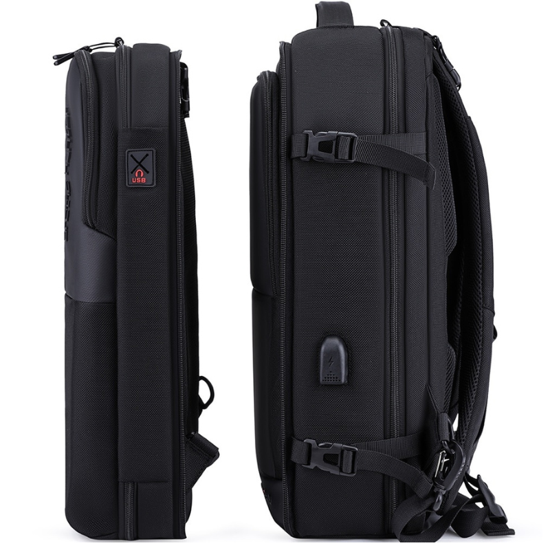 Arctic Hunter B00382