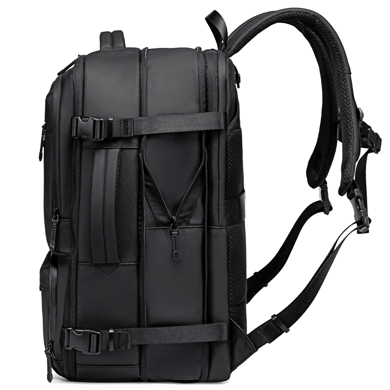 Arctic Hunter B00862