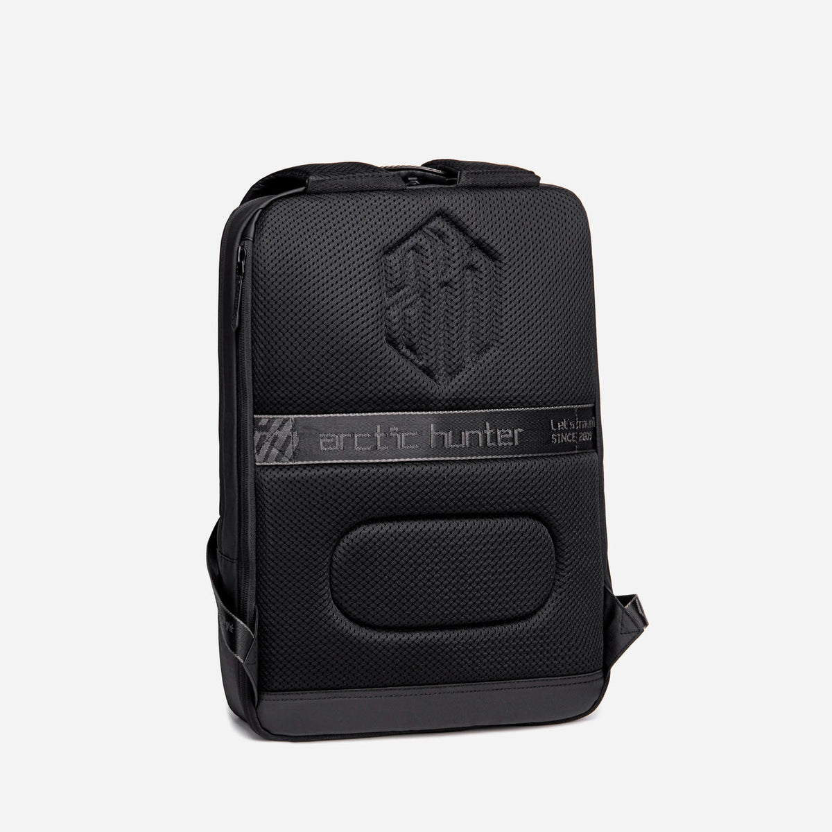 Arctic Hunter B00529