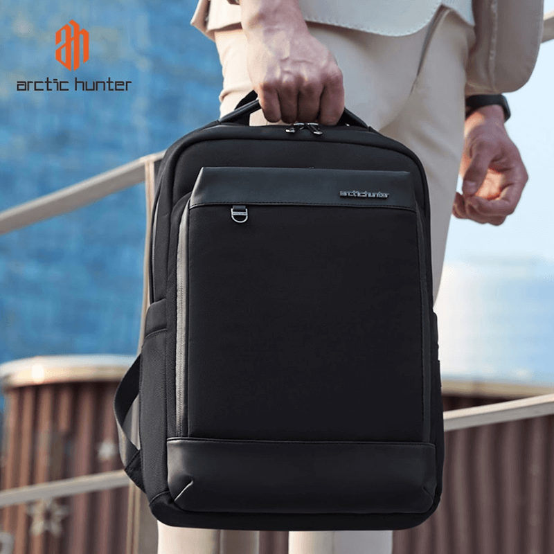 Arctic Hunter B00672