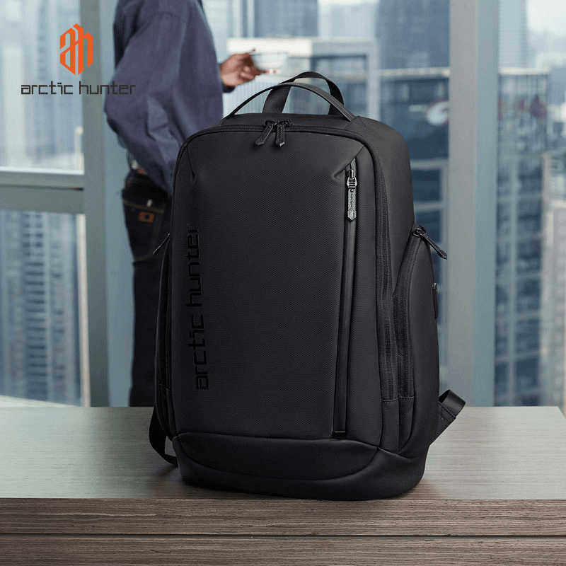 Arctic Hunter B00554