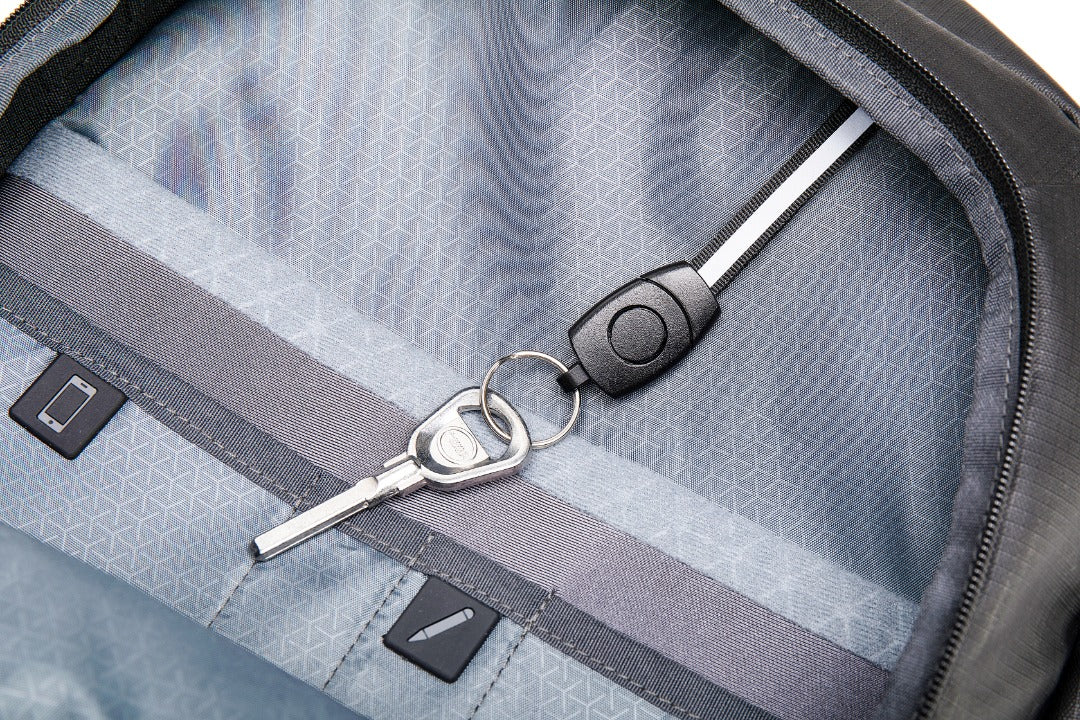 Arctic Hunter B00387