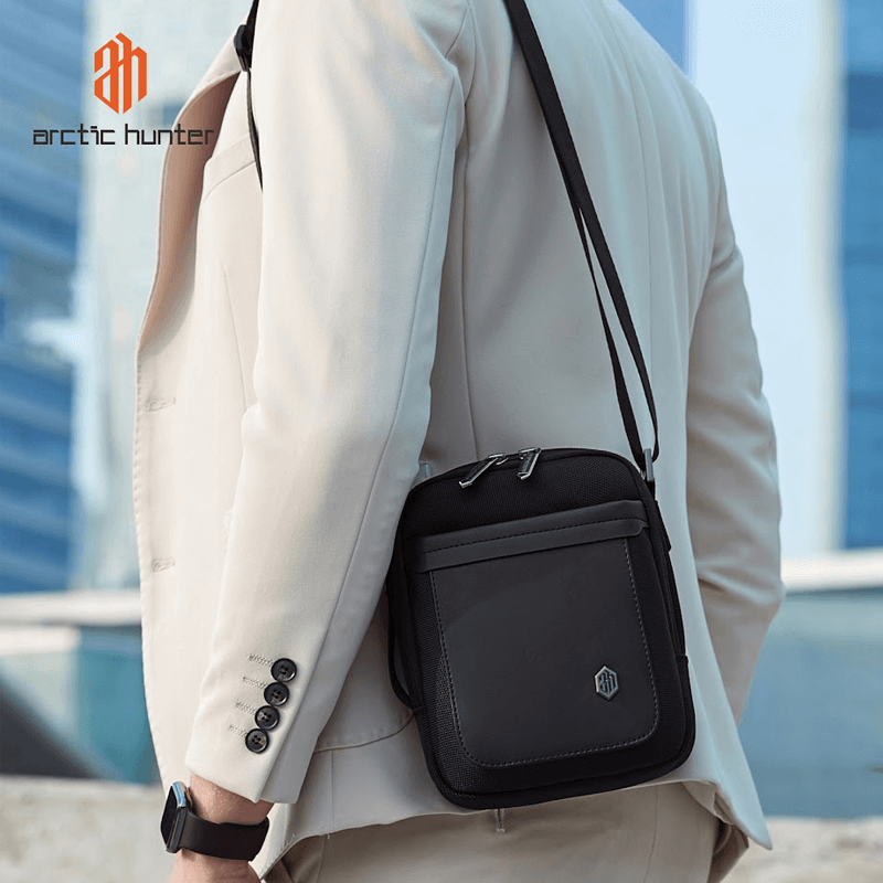 Arctic Hunter K00688