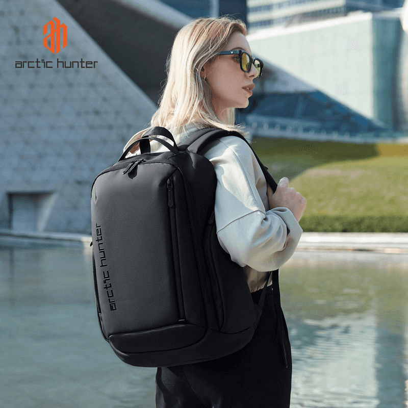 Arctic Hunter B00554