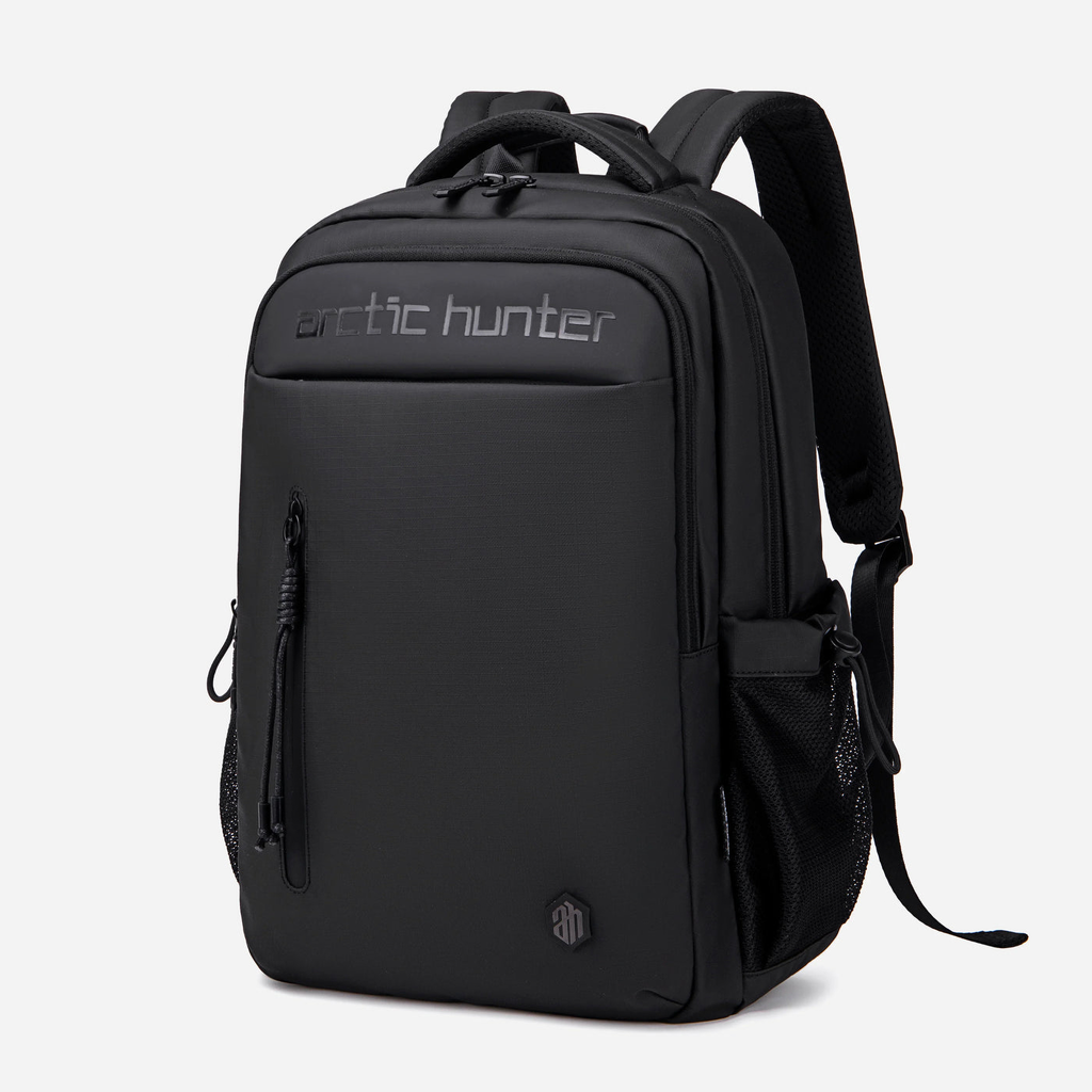 Arctic Hunter B00534