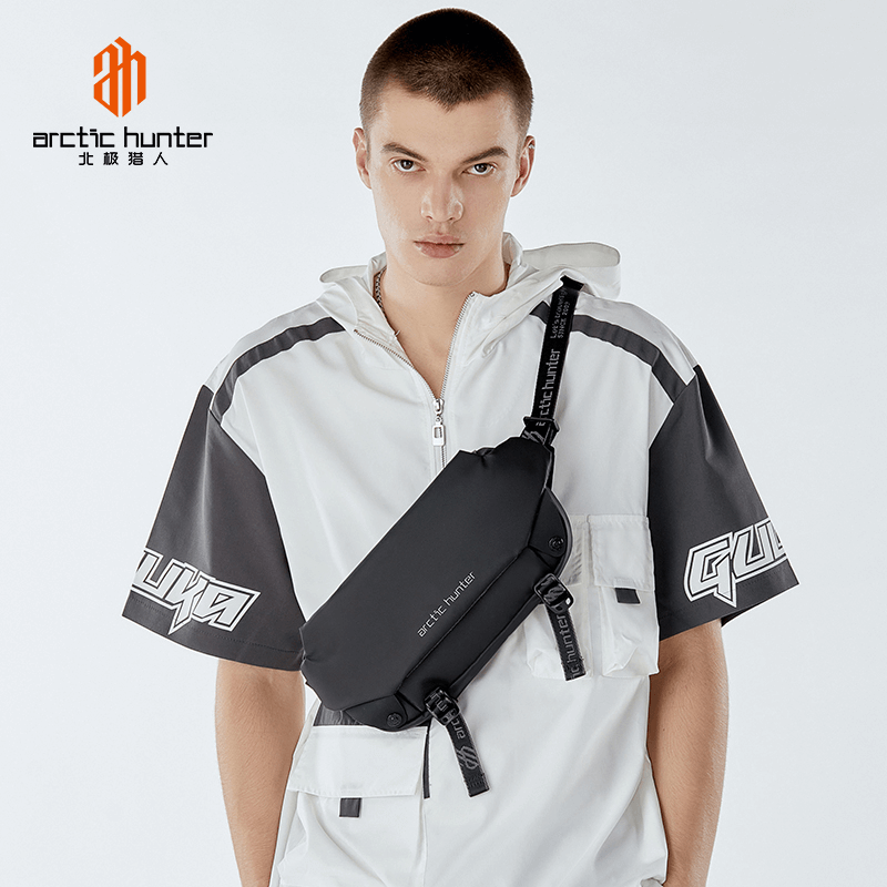 Arctic Hunter YB00047