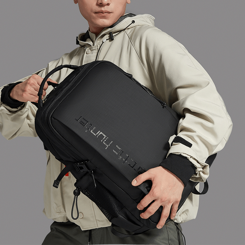 Arctic Hunter B00530