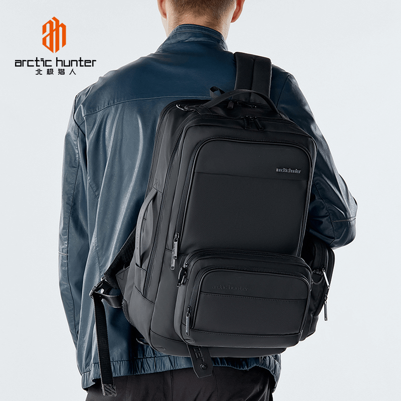 Arctic Hunter B00483