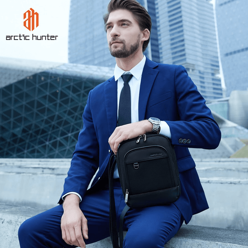 Arctic Hunter K00689