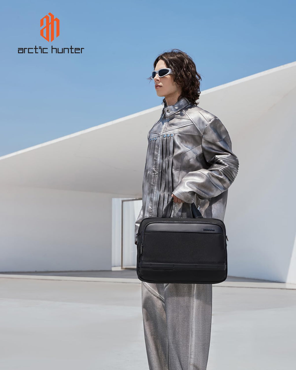 Arctic Hunter GWB00874