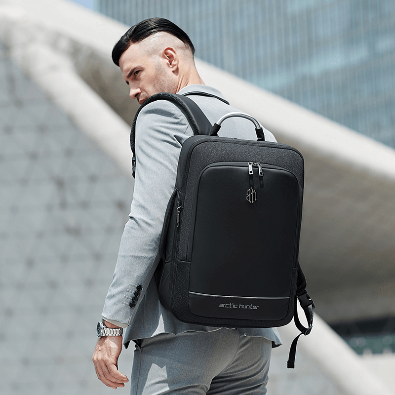 Arctic Hunter B00227L